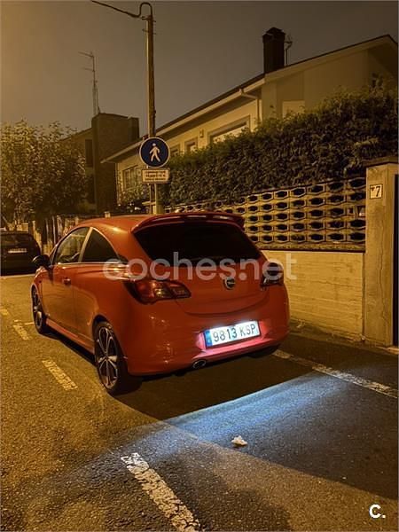 Usado Opel Corsa 150 CV (110 kW) 2018 Rojo Utilitario