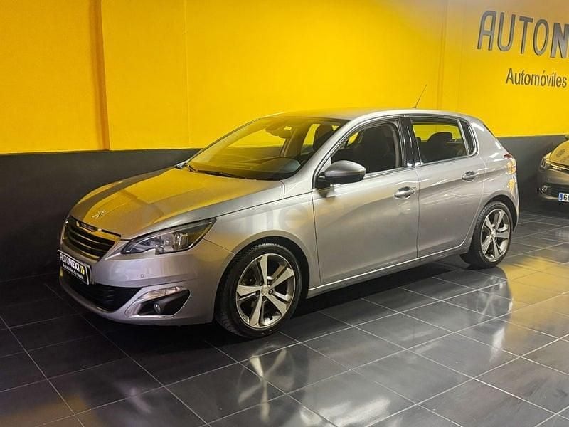 Usado Peugeot 308 Allure 92 CV (67 kW) 2014 Gris / plata Berlina
