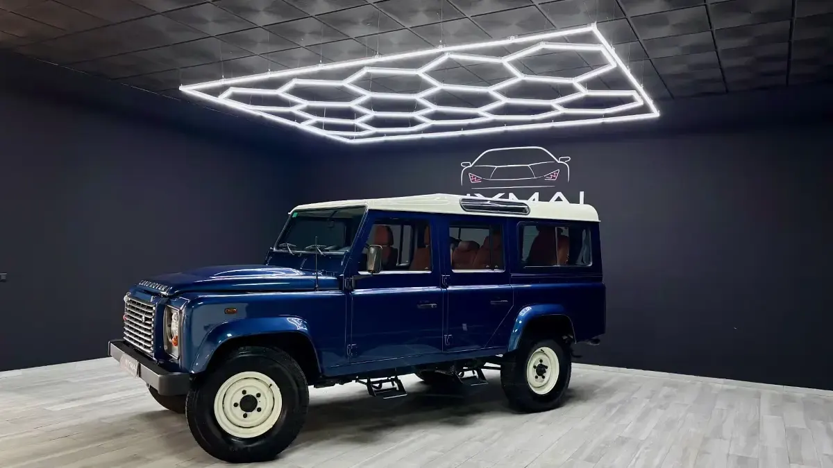 Używany Land Rover Defender SE 122 KM (89 kW) 2007 Niebieski SUV