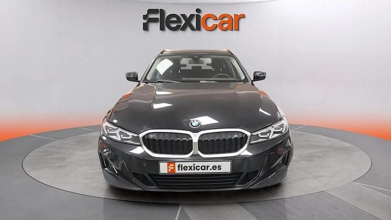 Usado BMW 320e 190 CV (139 kW) 2023 Negro Familiar
