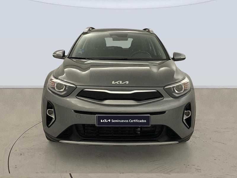 Usado Kia Stonic 100 HP (73 kW) 2025 Cinzento SUV