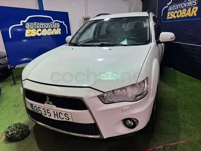 Usado Mitsubishi Outlander 156 CV (114 kW) 2011 Blanco SUV
