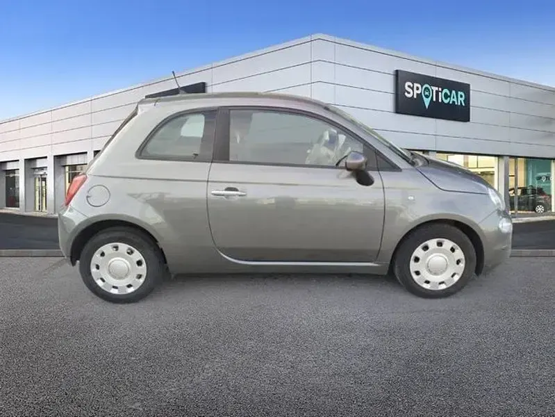 Usado Fiat 500 70 CV (51 kW) 2023 Gris / plata Berlina