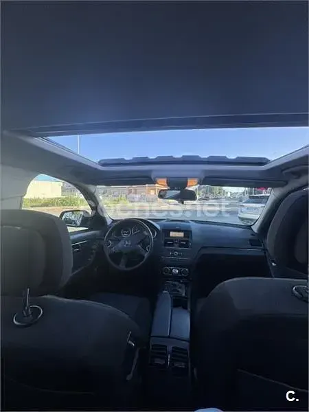 Usado Mercedes C200 Avantgarde 122 CV (89 kW) 2007 Negro Berlina
