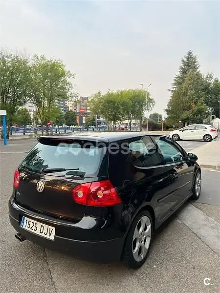 Usado VW Golf IV GTI 200 CV (147 kW) 2005 Negro Berlina