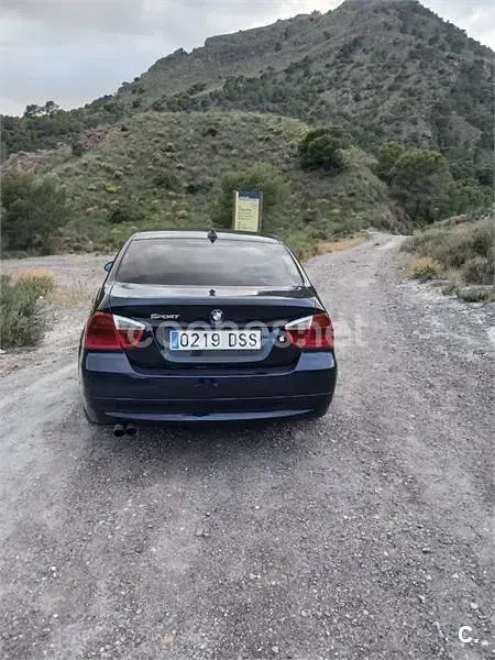 Usado BMW 318 122 CV (89 kW) 2005 Negro Berlina