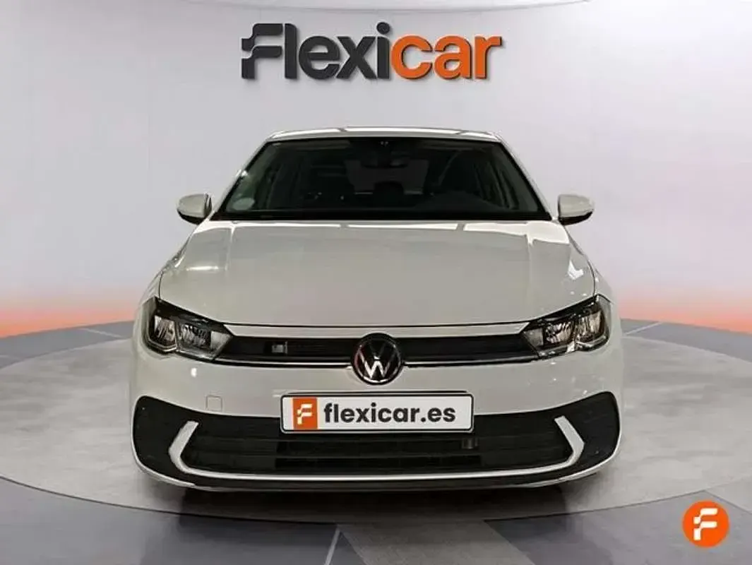 Usado VW Polo Life 95 CV (69 kW) 2022 Blanco Utilitario