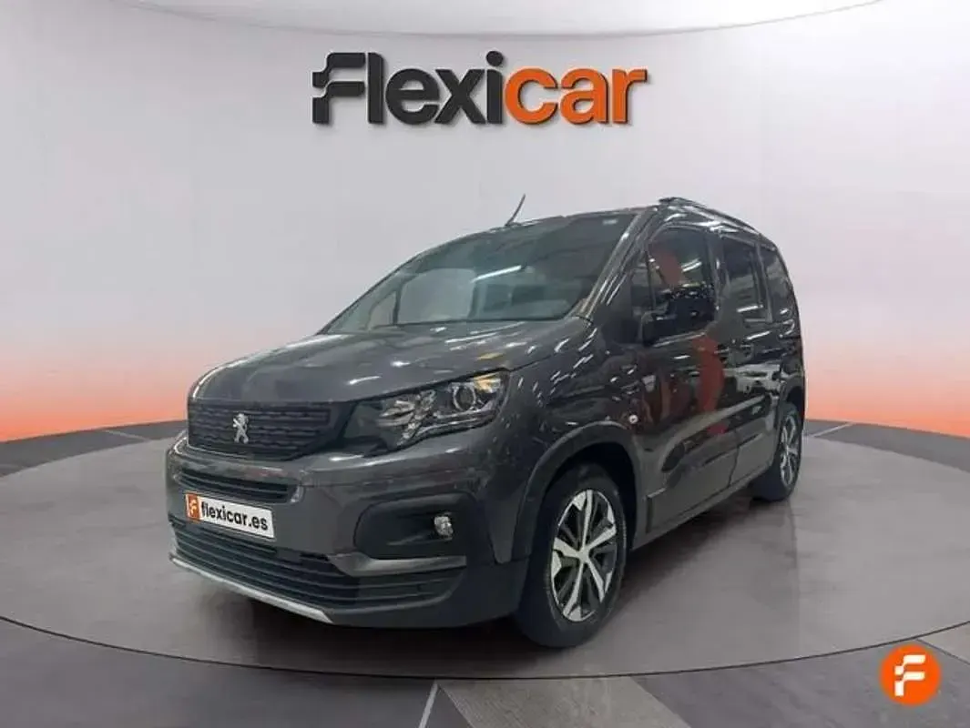 Usado Peugeot Rifter GT-line 110 CV (80 kW) 2019 Gris Monovolumen