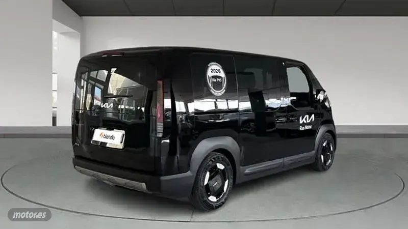 Usado Kia PV5 Plus 119 kW (163 CV) 2026 Negro Monovolumen
