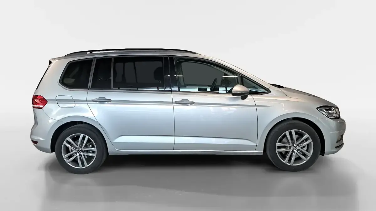 Usado VW Touran Life 150 CV (110 kW) 2025 Monovolumen