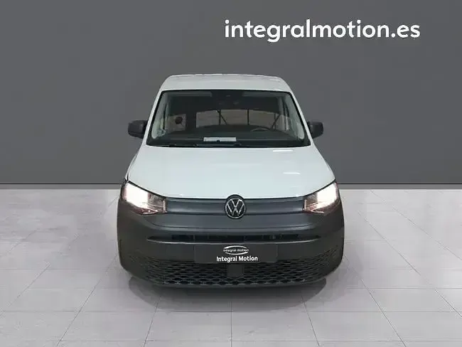 Usado VW Caddy 75 CV (55 kW) 2023 Blanco Monovolumen
