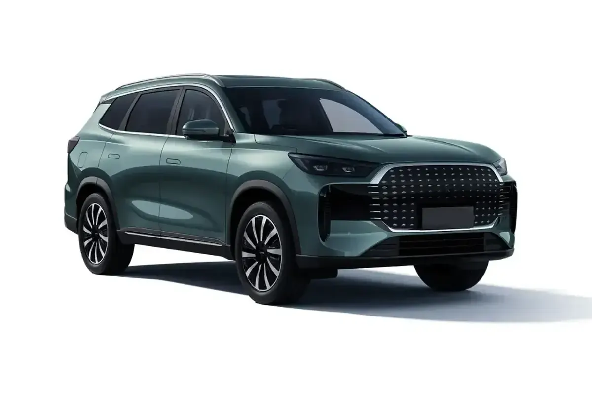 Nuevo Ebro s800 278 CV (204 kW) 2026 Verde SUV