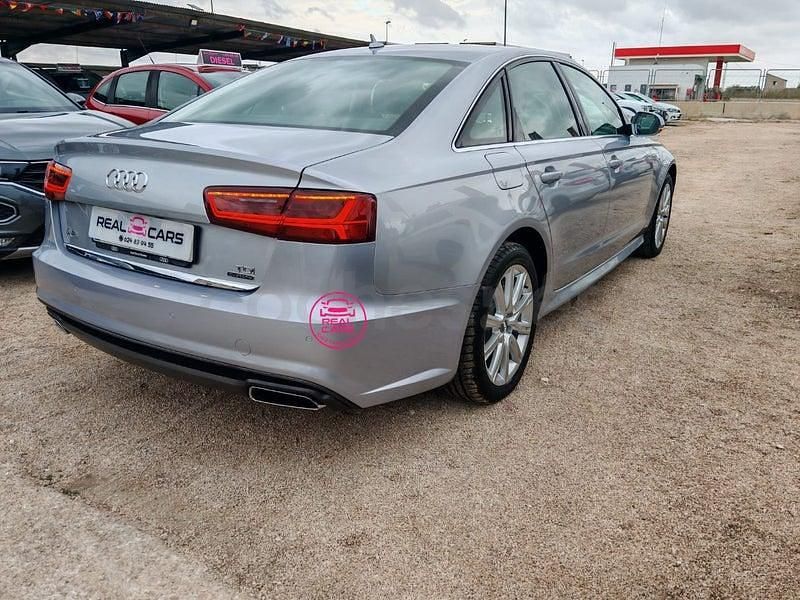 Usado Audi A6 Allroad Advanced 272 CV (200 kW) 2015 Gris / plata Familiar