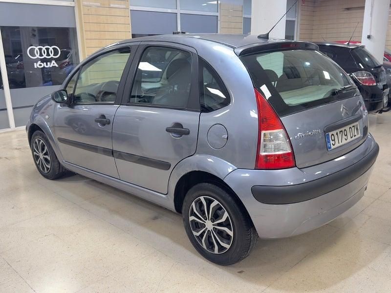 Usado Citroën C3 90 CV (66 kW) 2006 Gris / plata Berlina