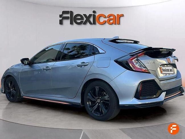 Usado Honda Civic Comfort 129 CV (94 kW) 2018 Gris