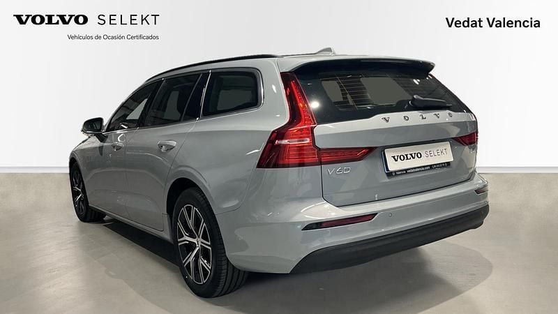 Uusi Volvo V60 Core 197 HP (144 kW) 2025 Harmaa Farmari