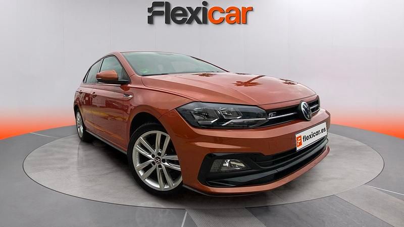 Usado VW Polo R-line 95 CV (69 kW) 2021 Naranja Utilitario