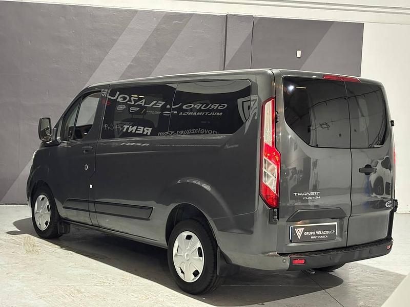 Usado Ford Transit Custom Trend 170 CV (125 kW) 2023 Gris Familiar