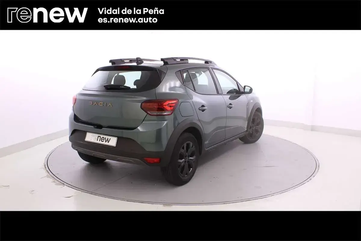 Usado Dacia Sandero Extreme 101 CV (74 kW) 2023 Verde Utilitario