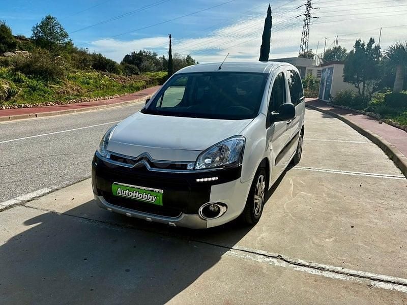 Usado Citroën Berlingo Seduction 92 CV (67 kW) 2013 Blanco Monovolumen