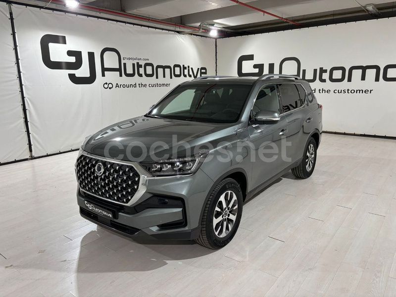 Gris / plata Nuevo 2024 Ssangyong Rexton SUV | 45.990 € (Caro) - Imagen 1/4