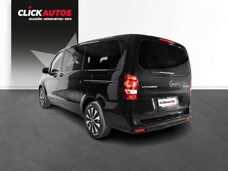 Usado Mercedes Vito 136 CV (100 kW) 2024 Negro Van