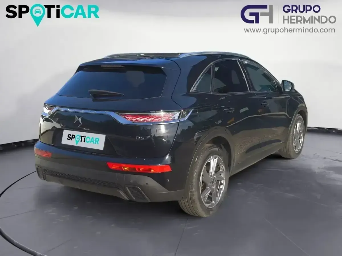 Usado DS Automobiles DS7 Crossback So Chic 130 CV (95 kW) 2021 Negro SUV