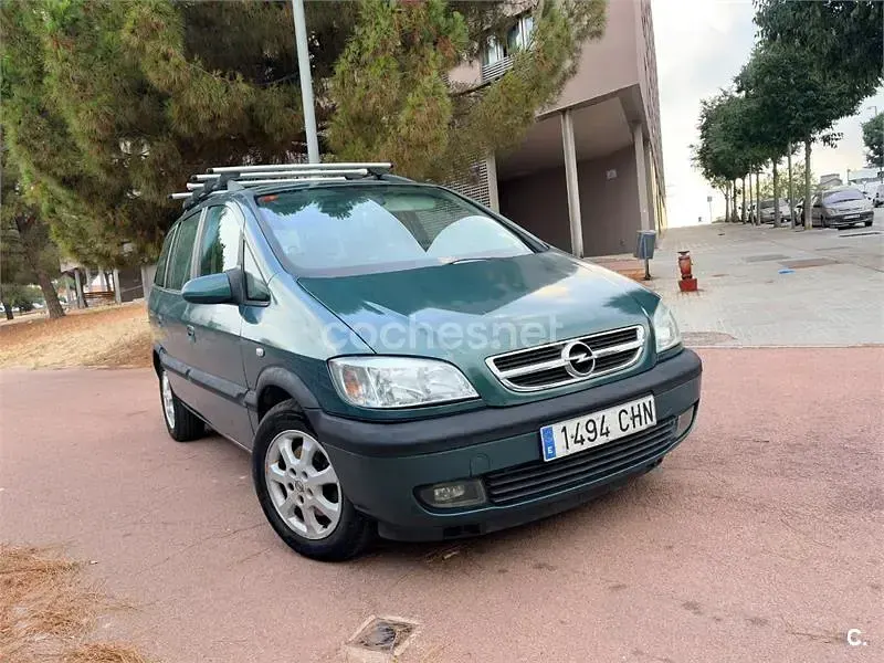 Usado Opel Zafira Elegance 100 CV (73 kW) 2003 Verde Monovolumen