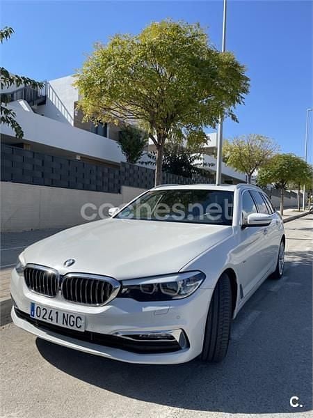 Blanco Usado 2018 BMW 520 Luxury Line Familiar | 18.500 € (Precio justo) - Imagen 1/4