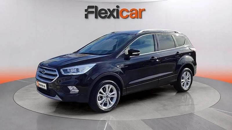 Usado Ford Kuga Titanium 150 CV (110 kW) 2018 Negro SUV