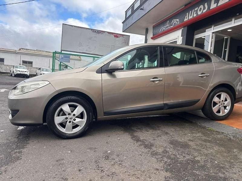 Usado Renault Fluence 110 CV (80 kW) 2010 Berlina