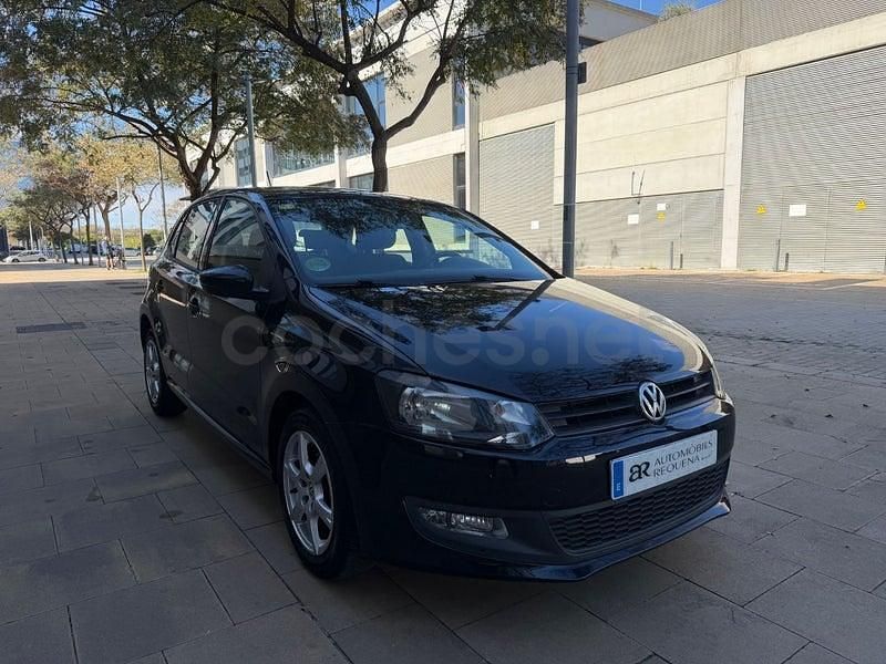 Usado VW Polo Advance 90 CV (66 kW) 2013 Negro Utilitario