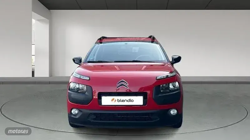 Usado Citroën C4 Feel 82 CV (60 kW) 2015 Rojo SUV