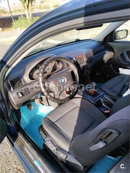 Usado BMW 318 115 CV (84 kW) 2004 Azul Berlina