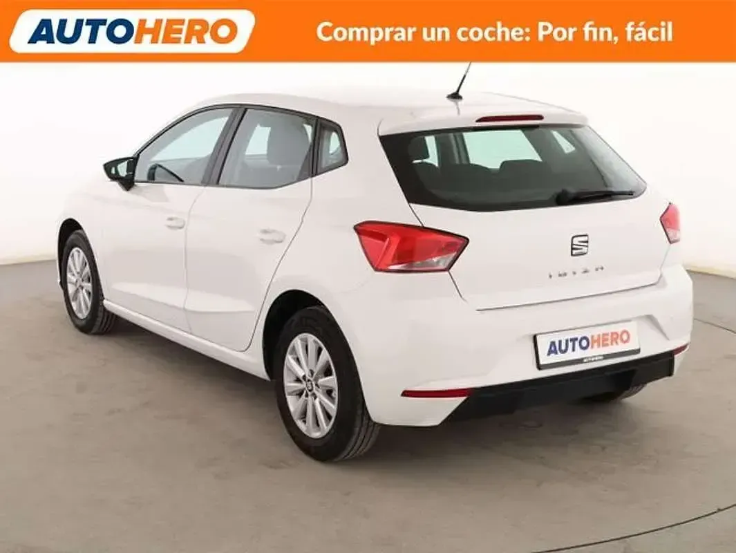 Usado Seat Ibiza Style 116 CV (85 kW) 2020 Blanco Utilitario