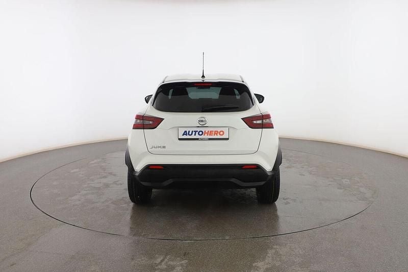 Usado Nissan Juke Acenta 114 CV (83 kW) 2022 Blanco SUV