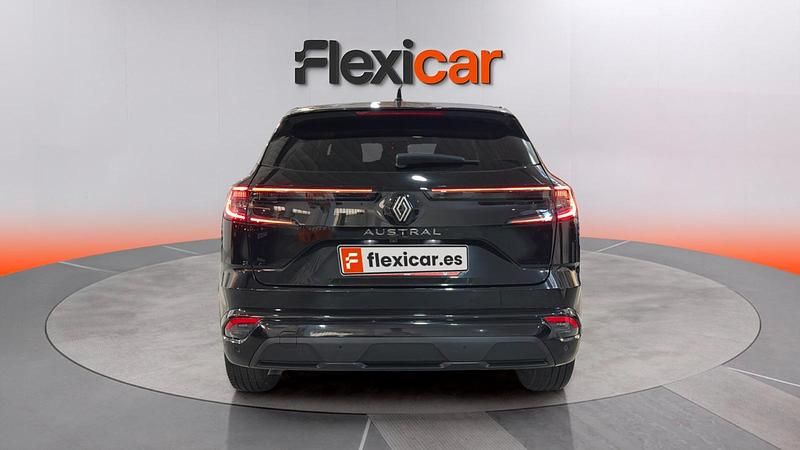 Usado Renault Austral Equilibre 140 CV (102 kW) 2023 Negro SUV