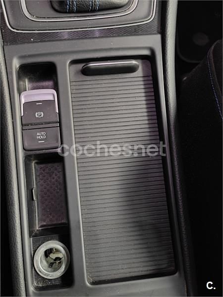 Usado VW Golf VII GTE 204 CV (150 kW) 2015 Gris / plata Berlina