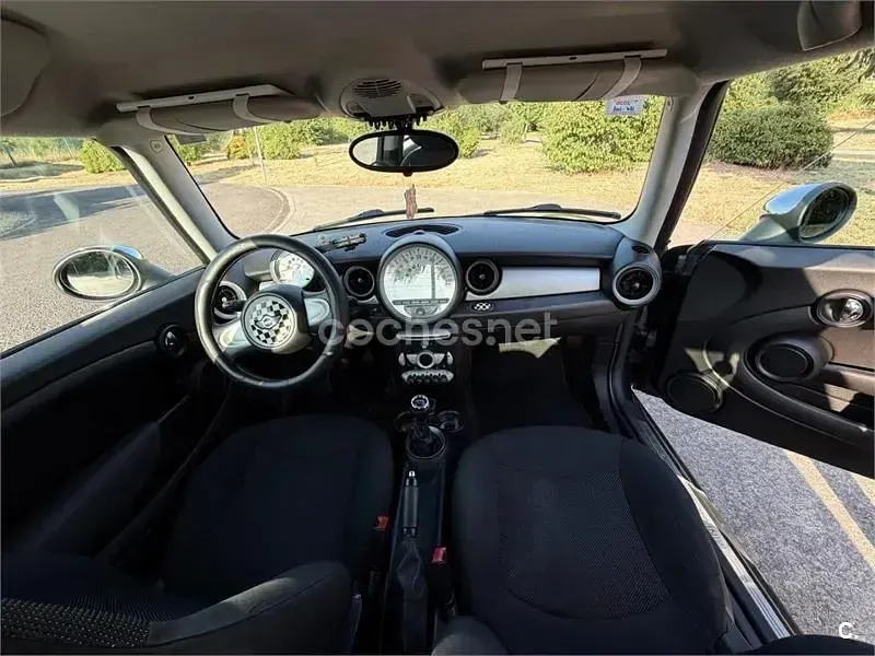 Usado Mini ONE 90 CV (66 kW) 2007 Negro Utilitario