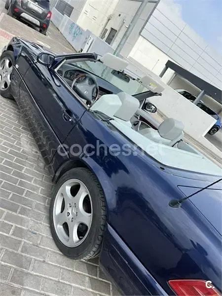 Usado Mercedes SL500 320 CV (235 kW) 1998 Azul Descapotable