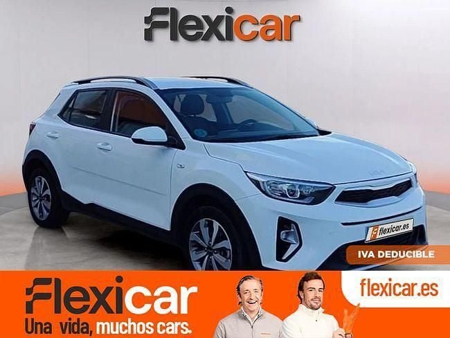 Blanco Usado 2023 Kia Stonic SUV | 15.290 € (Precio justo) - Imagen 1/4