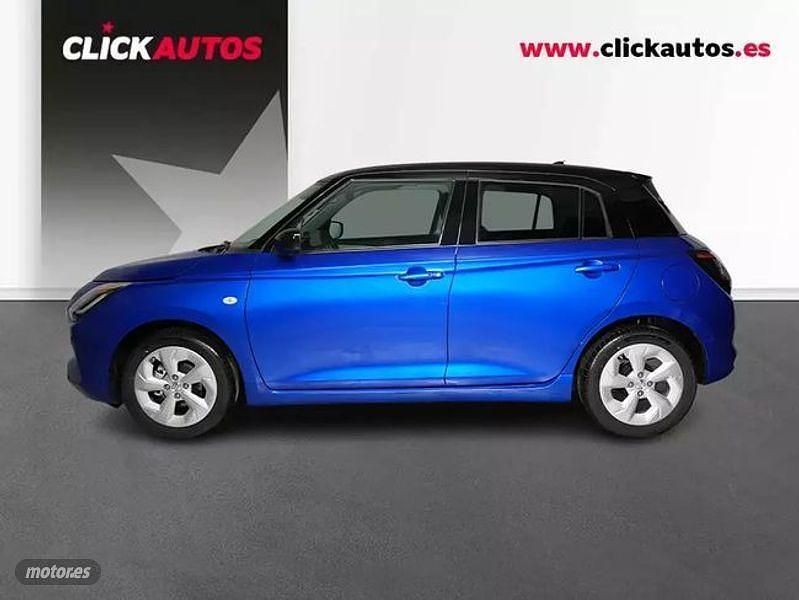 Usado Suzuki Swift 83 CV (61 kW) 2025 Azul Utilitario