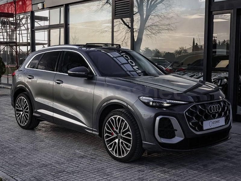 Usado Audi SQ5 367 CV (269 kW) 2025 Gris / plata SUV