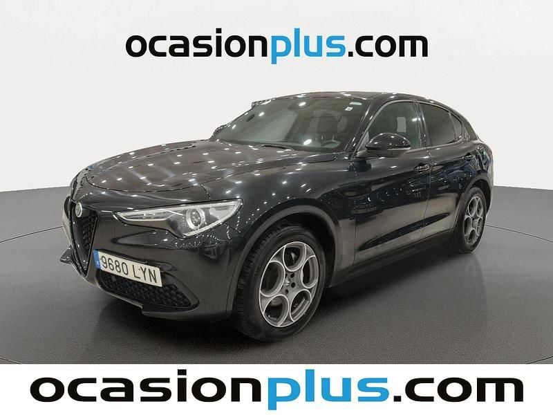 Usado Alfa Romeo Stelvio Sprint 201 CV (147 kW) 2022 Negro SUV