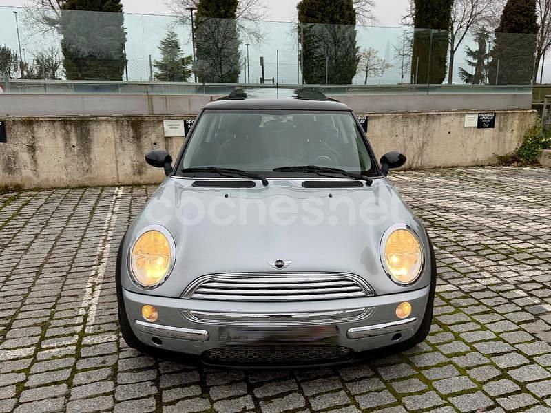 Usado Mini Cooper 116 CV (85 kW) 2004 Gris / plata Utilitario