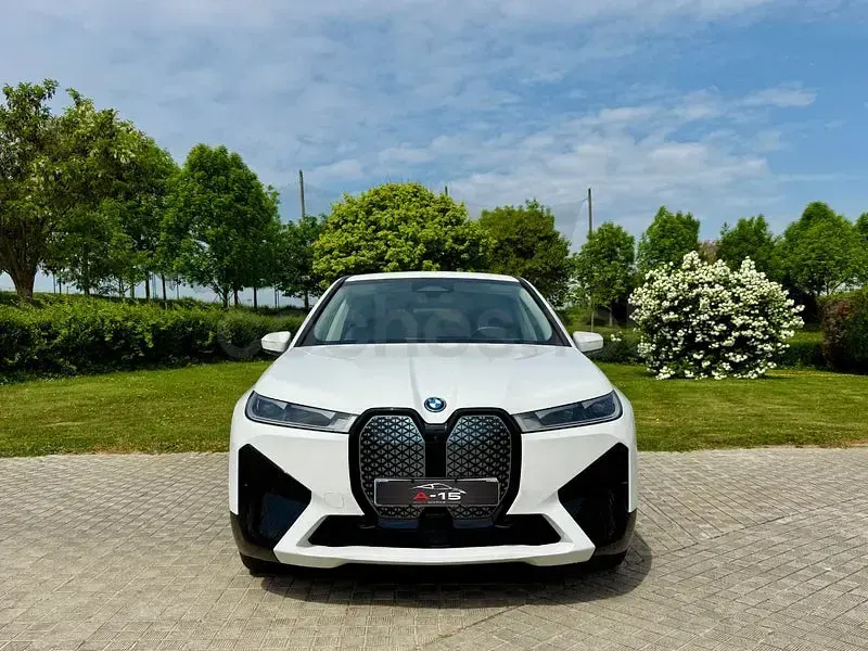 Occasion BMW iX 239 kW (326 ch) 2024 Eléctrico SUV