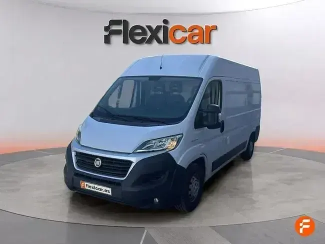 Usado Fiat Ducato 131 CV (96 kW) 2019 Blanco Van