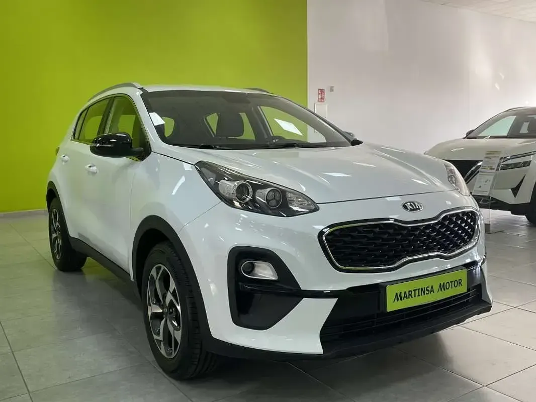 Usado Kia Sportage 136 CV (100 kW) 2021 Blanco SUV