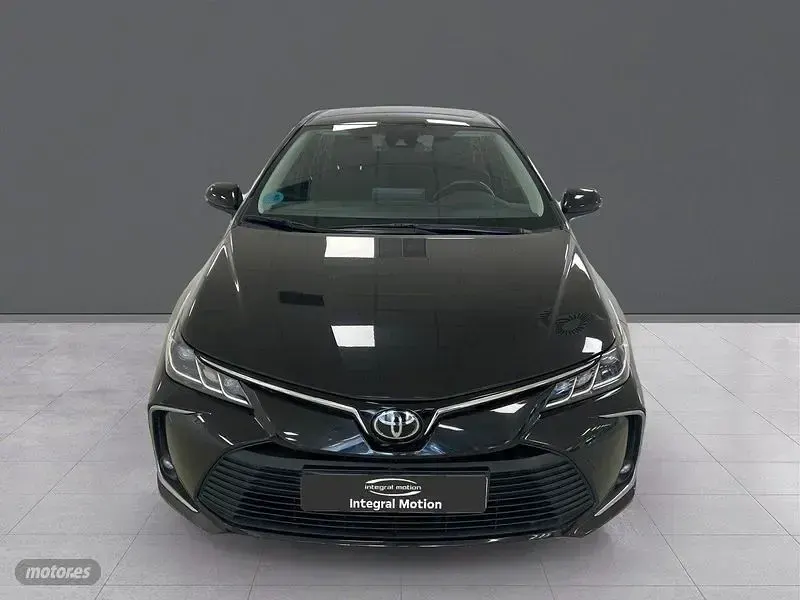 Usado Toyota Corolla Active 140 CV (102 kW) 2023 Blanco Berlina