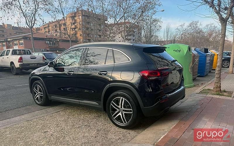 Usado Mercedes GLA250 218 CV (160 kW) 2021 Negro SUV